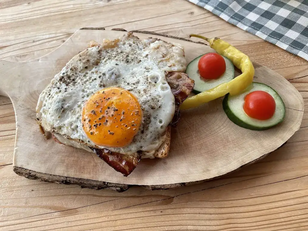 Jausenstation Nasenalm_Hippach_slider_image_3