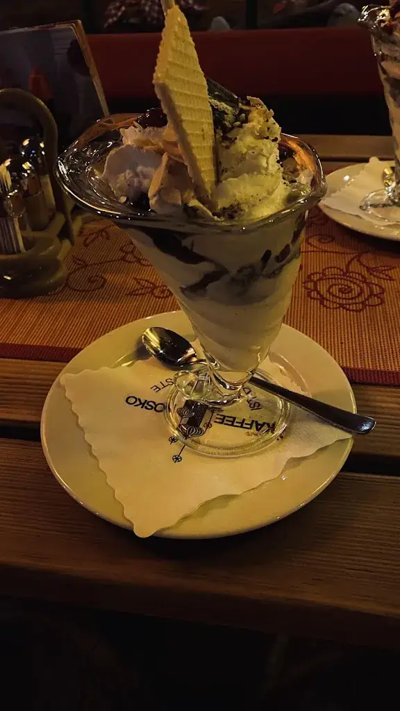 Morten Thorsen_Zillertaler Weinstadl_Hippach_avis