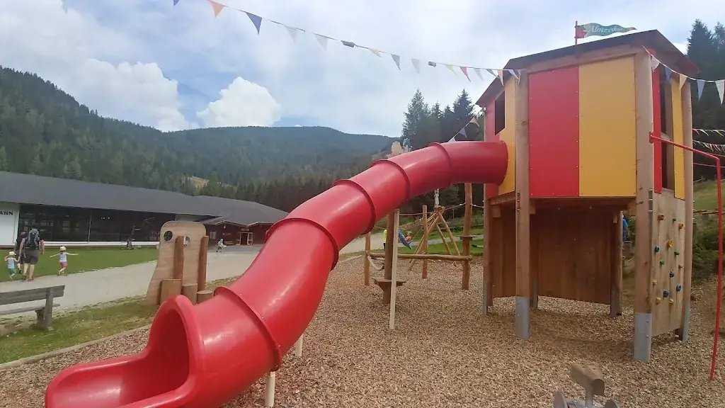 Vít Grossmann_Waldtratte mountain restaurant_Bad Kleinkirchheim_avis