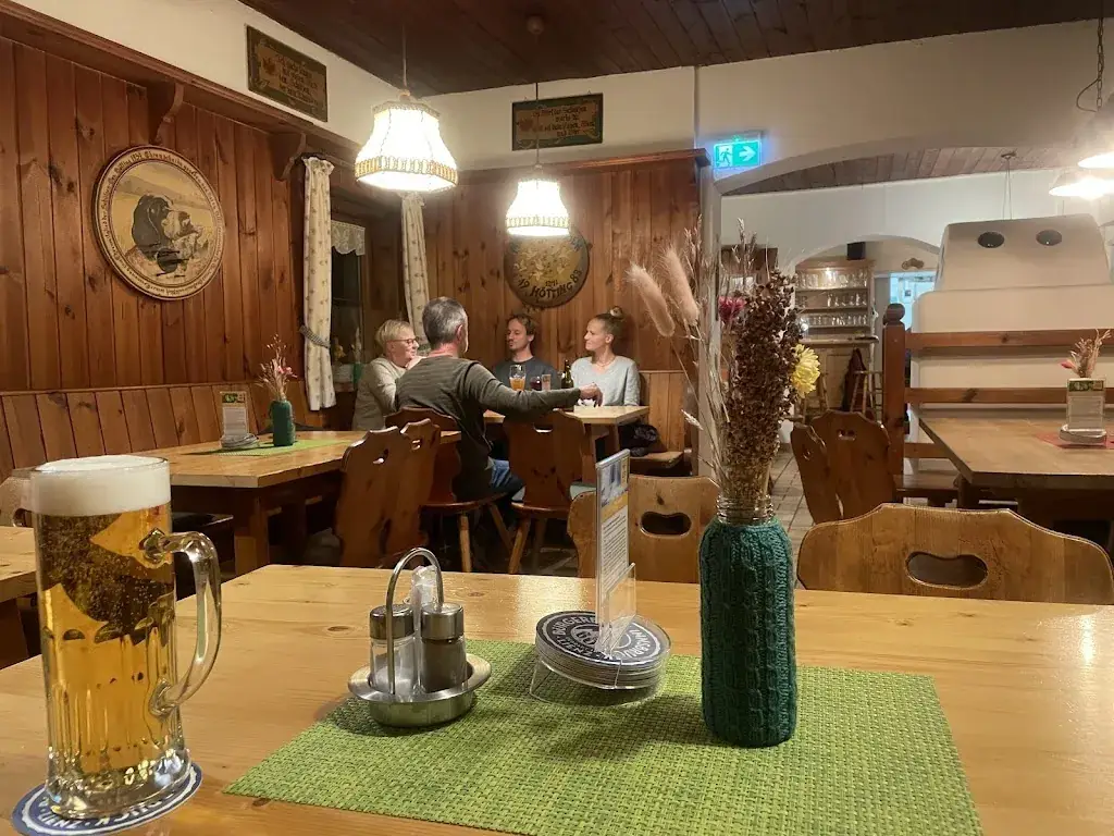 Zldyn Tan_Guesthouse Höttinger Schießstand_Hötting_review