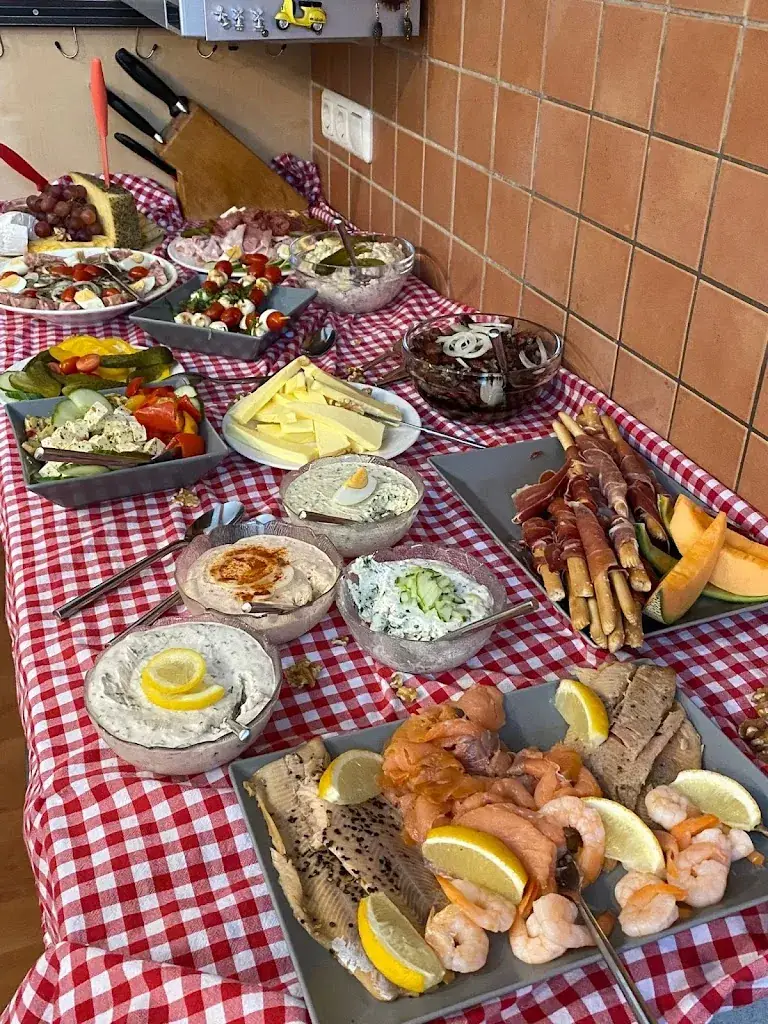 Bonny Neven_Beverly Hills_Bad Kleinkirchheim_recensione