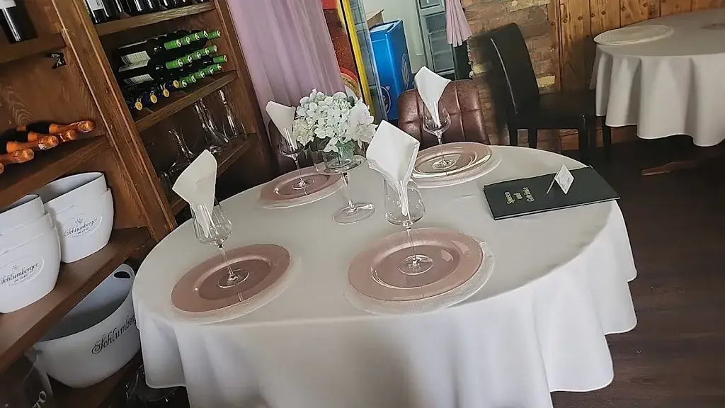 Restaurant, Sportbar, Wein & Mehr - Bad Kleinkirchheim_Bad Kleinkirchheim_slider_image_3