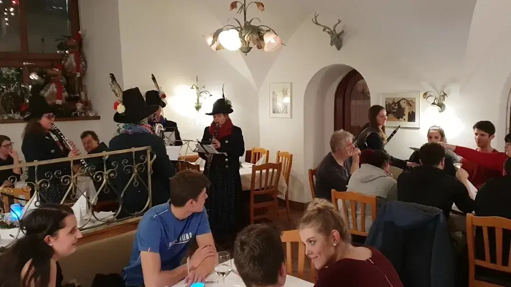 Restaurant Pizzeria Café Bar Goldener Hirsch_Hall in Tirol_slider_image_2