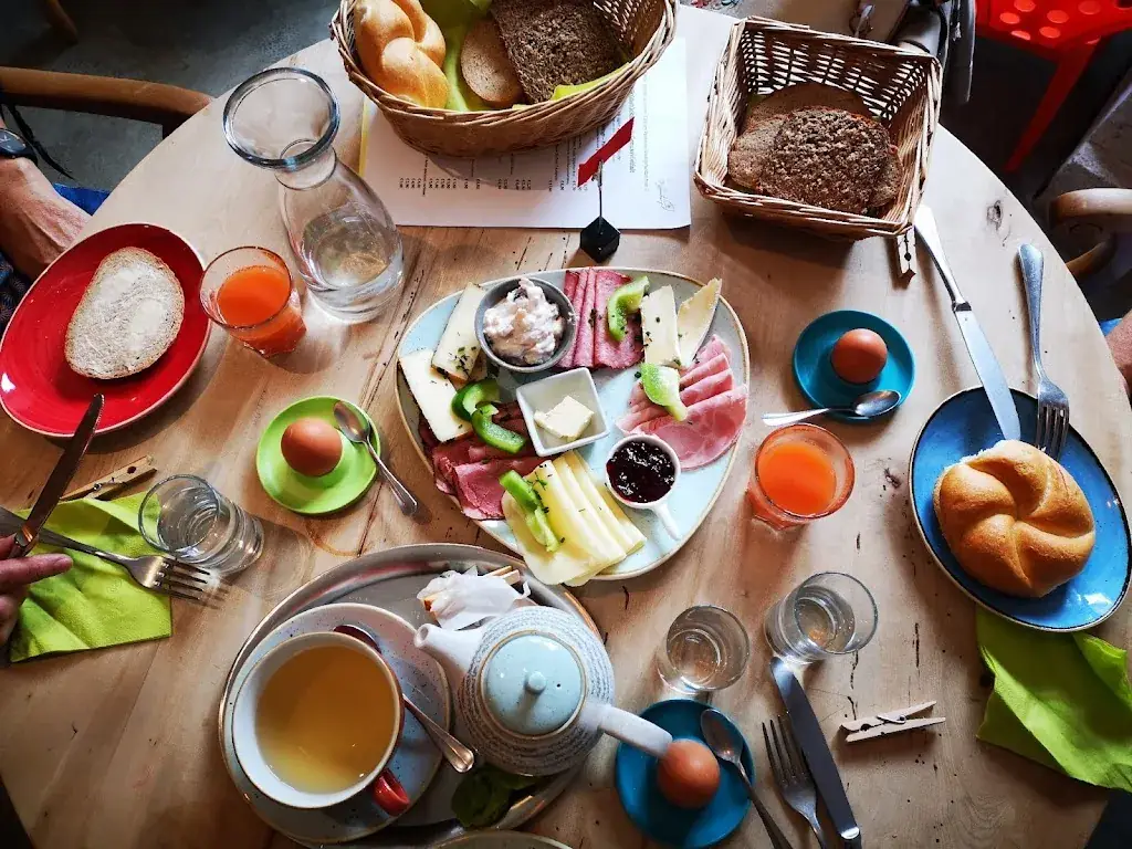 Menu_Cafe im Erzspeicher_Hall in Tirol_immagine_7