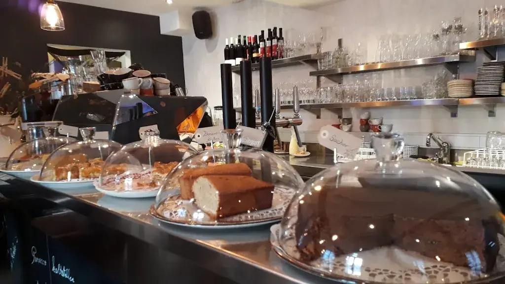 Cafe im Erzspeicher_Hall in Tirol_slider_image_2