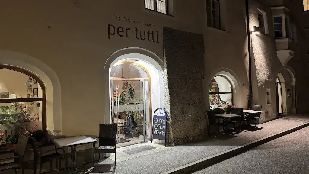 per tutti_Hall in Tirol_slider_image_3