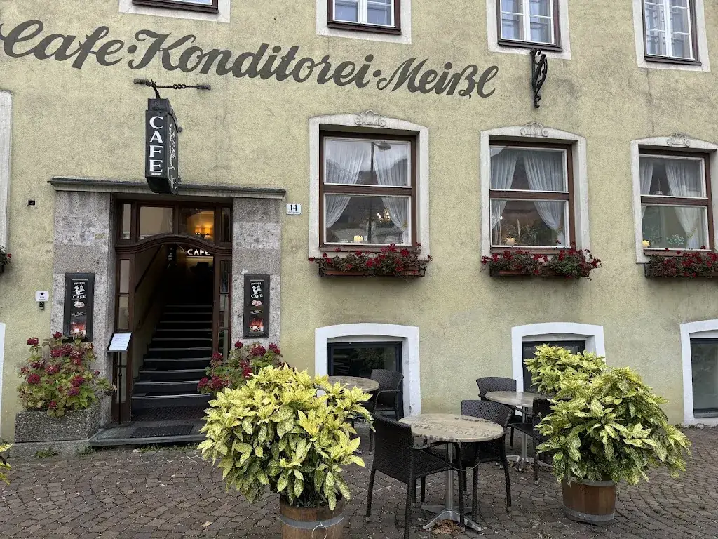 Cafe Meißl_Hall in Tirol_slider_image_3
