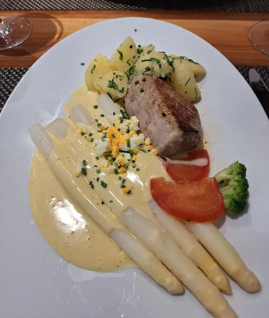 Elisabeth Herz_Welzenbacher Das Restaurant in Hall_Hall in Tirol_review