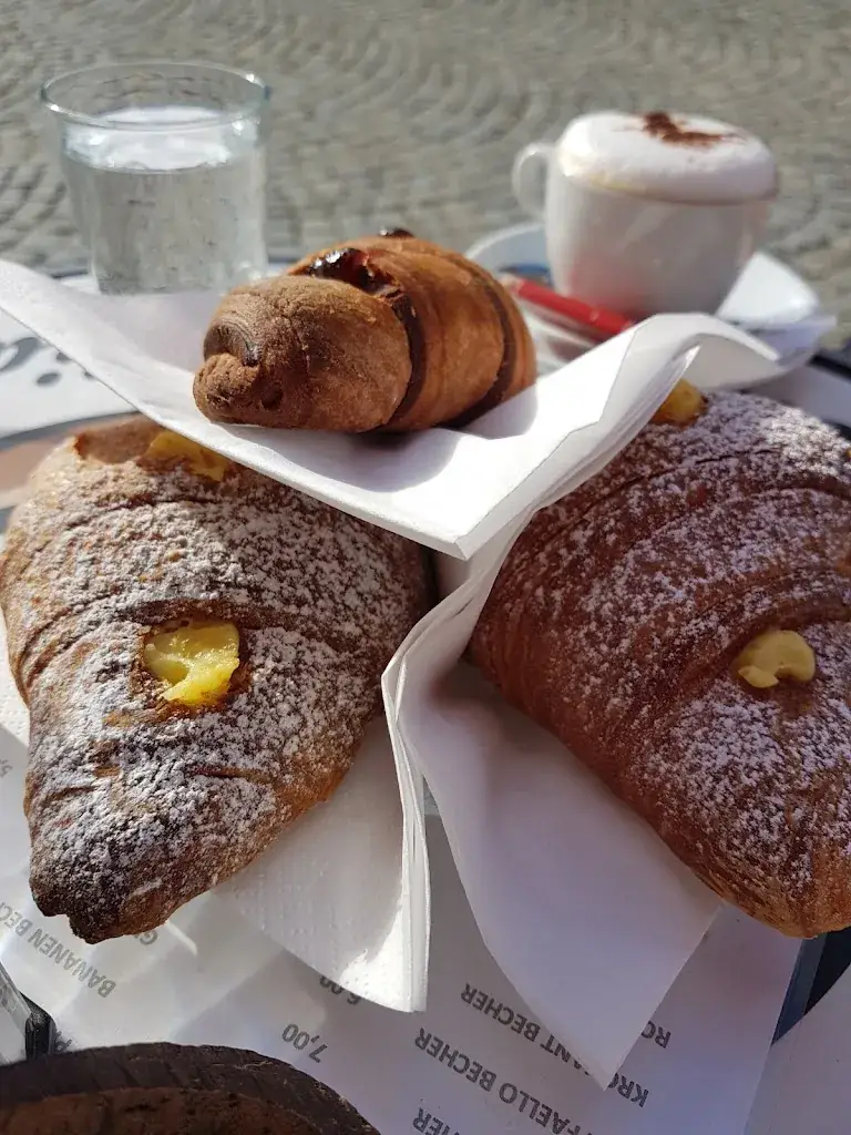 La Brioche_Hall in Tirol_menu_image_1