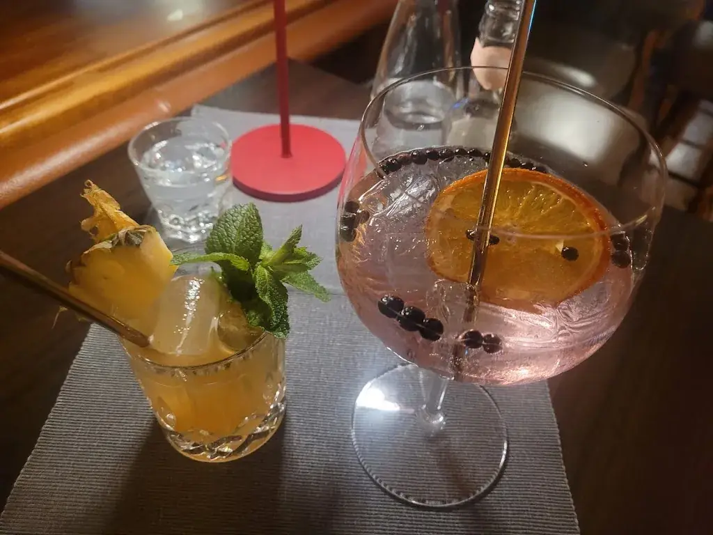 Menu_Goldener Löwe & Diana Bar_Hall in Tirol_image_3