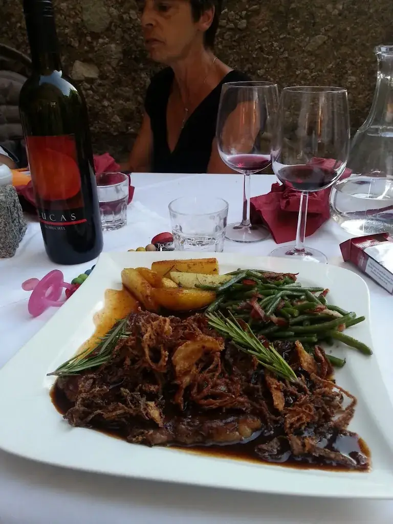 Menu_Goldener Löwe & Diana Bar_Hall in Tirol_image_4