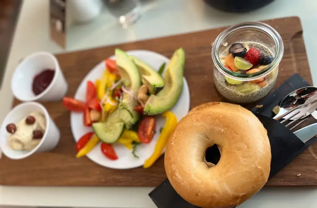 Menu_FLOS coffee&bagels_Hall in Tirol_image_3