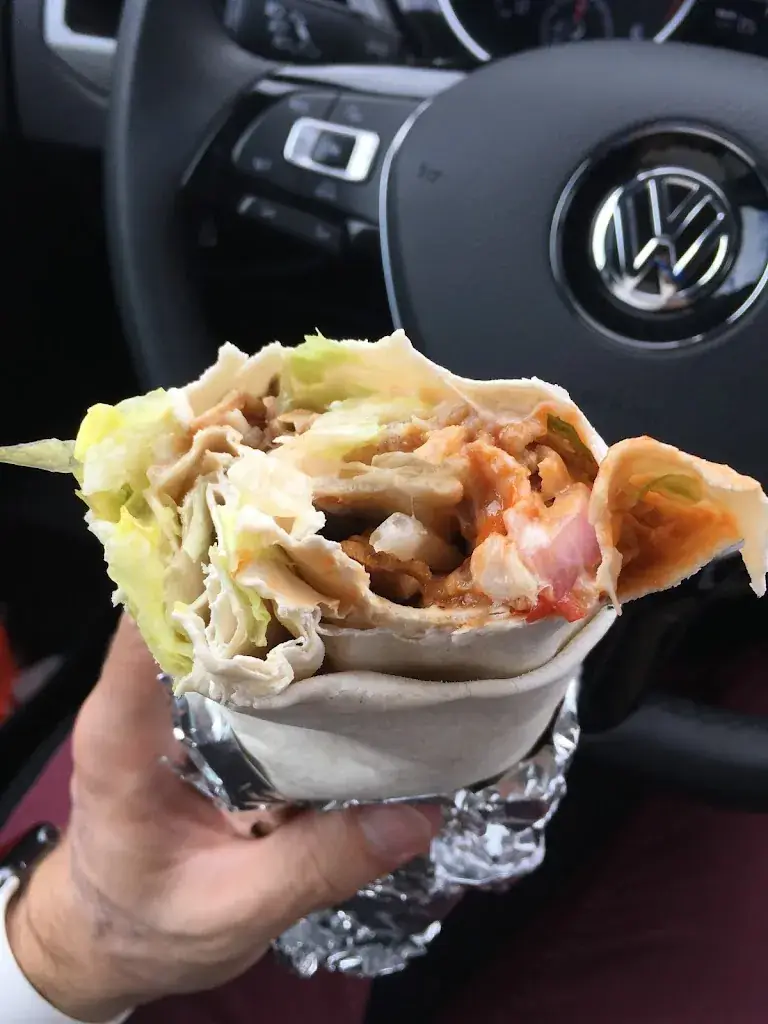 Joshua Stock_Chili's Kebap & Pizzeria_Hall in Tirol_review