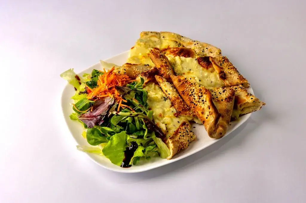 Chili's Kebap & Pizzeria_Hall in Tirol_slider_image_2