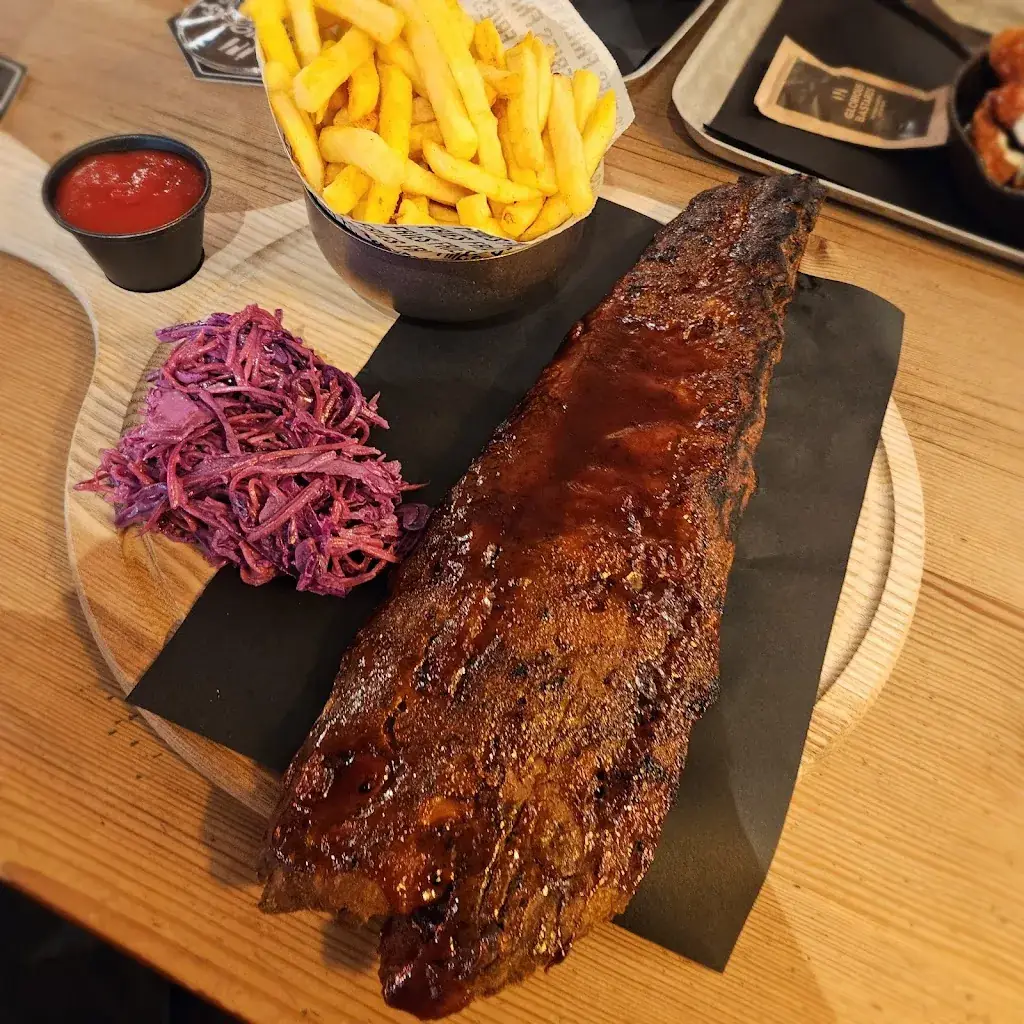 Sean Kelly_Glorious Bastards Innsbruck_Innsbruck_avis