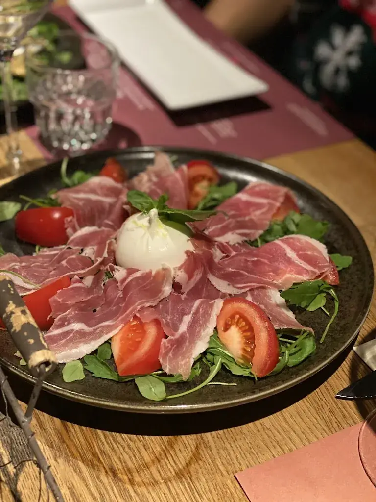 Menu_Die Pizzerei_Innsbruck Stadt_image_7