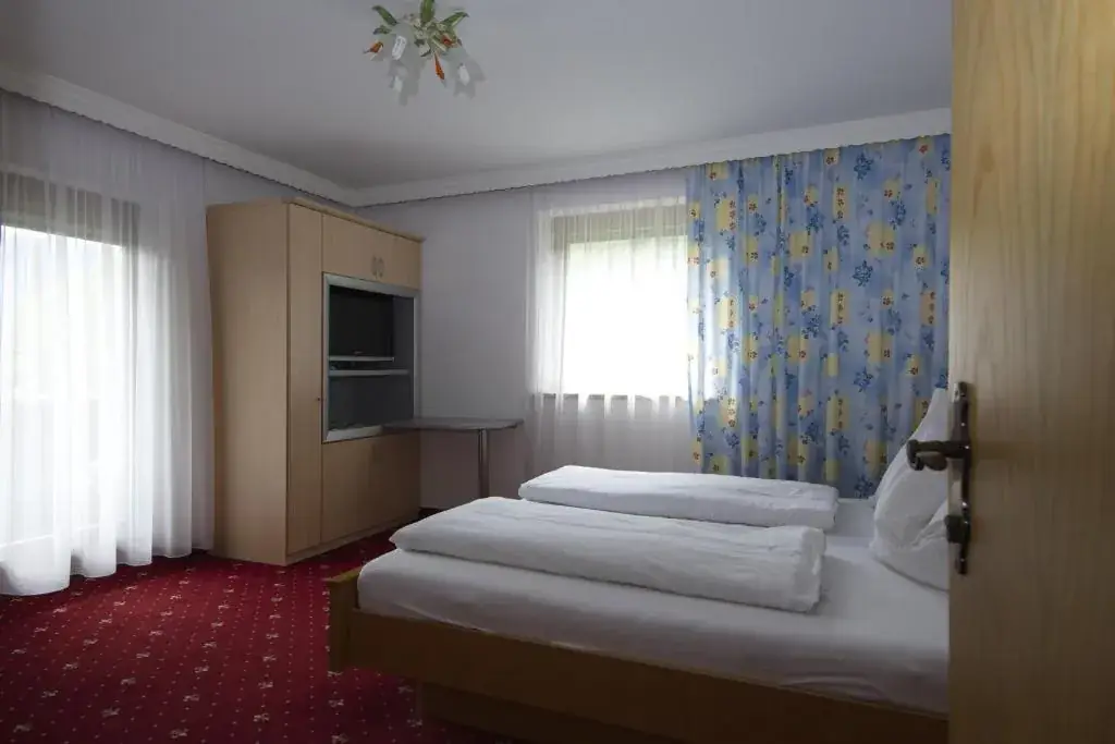 Gästehaus Walch-Riml Imst_Imsterberg_slider_image_2