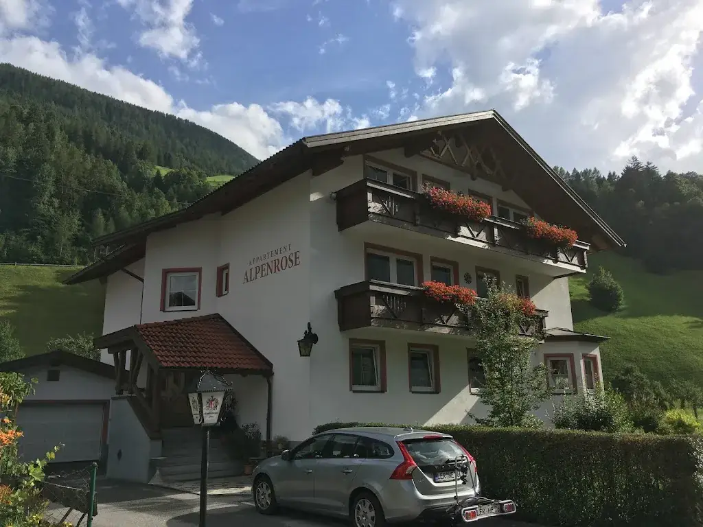 Jevgeni Kazmin_Gasthof Alpenrose_Imsterberg_Bewertung