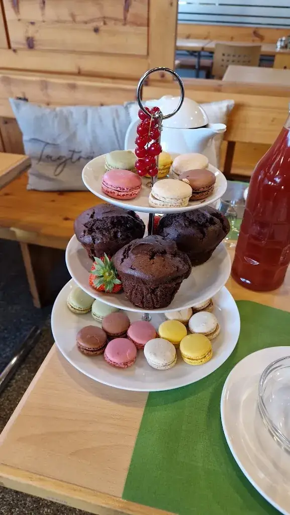 Tamara Jaritz_Restaurant-Cafe IKuh Imst_Imsterberg_recensione