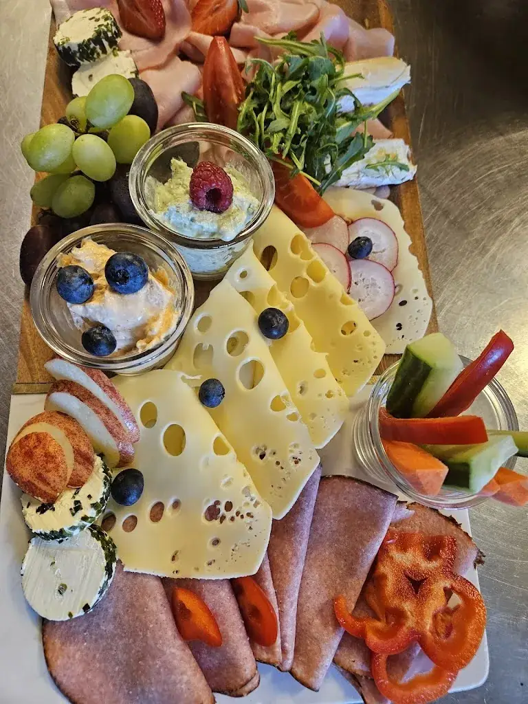 Restaurant-Cafe IKuh Imst_Imsterberg_slider_image_3