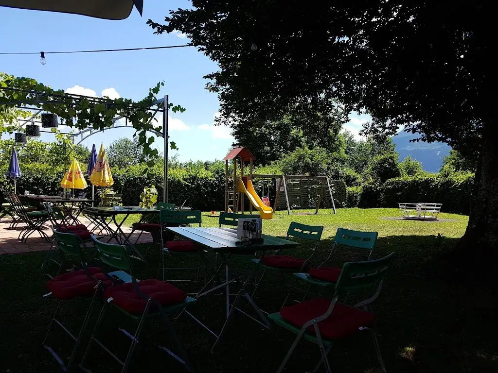 Pavel Holeš_Restaurant Petzenbär_Bleiburg_avis