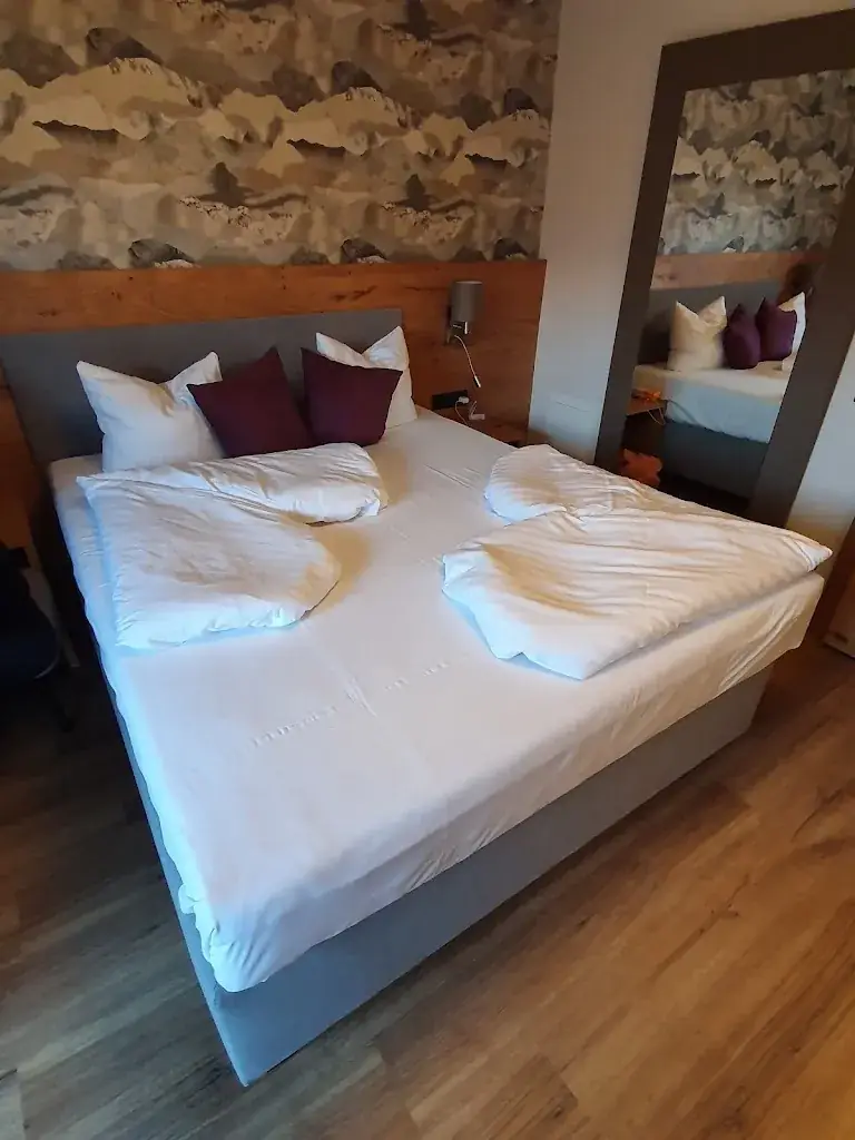 Imran Wajid_Stadthotel Eggerbräu_Imst_review