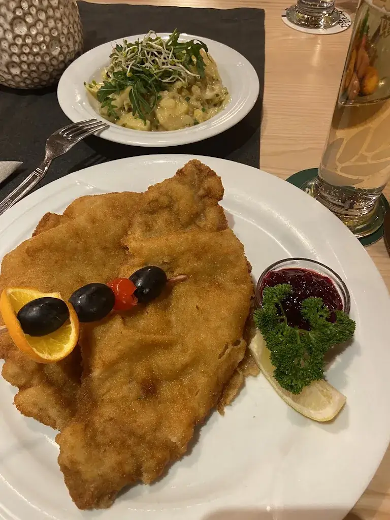 Adam Cadek_Gasthaus Hotel Rieder_Jenbach_review