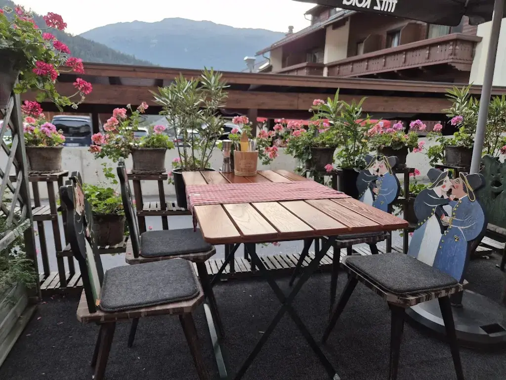 Restaurant Pitzloch_Jerzens_slider_image_3