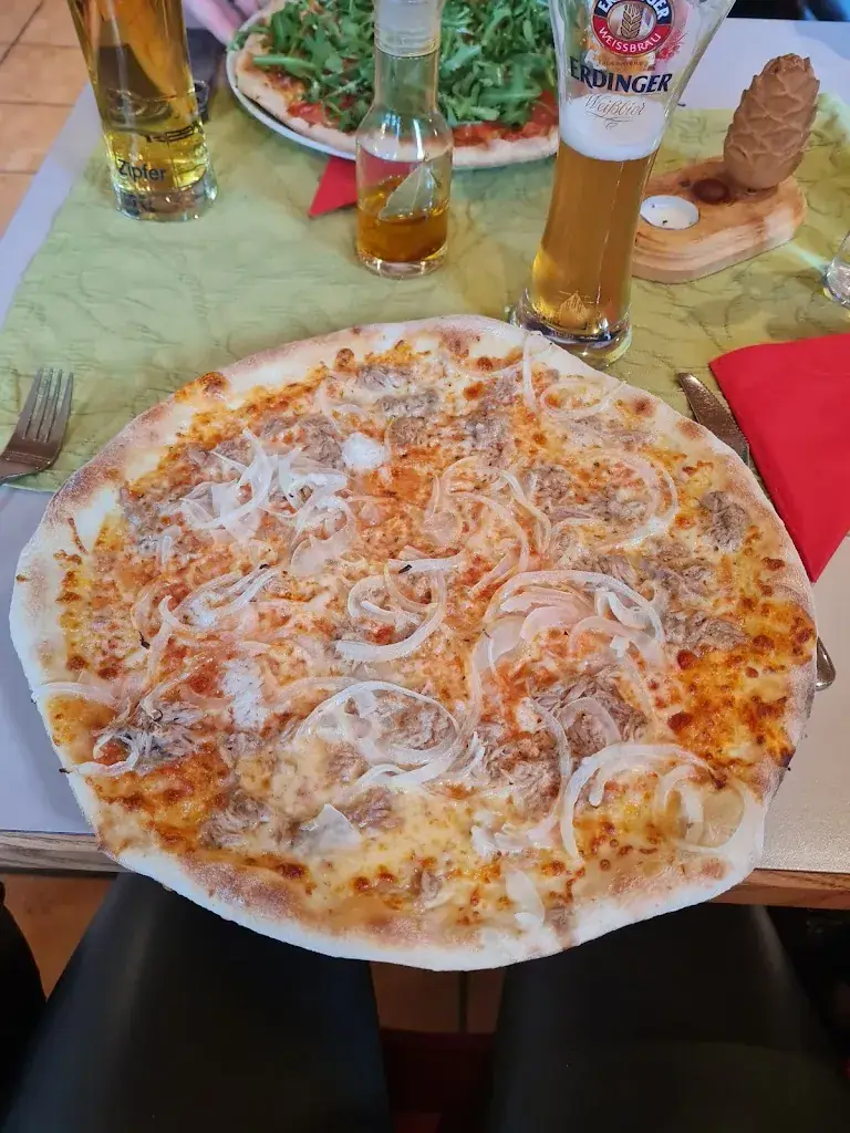 Joana Becker_Pizzeria Zirm Restaurant_Jerzens_review