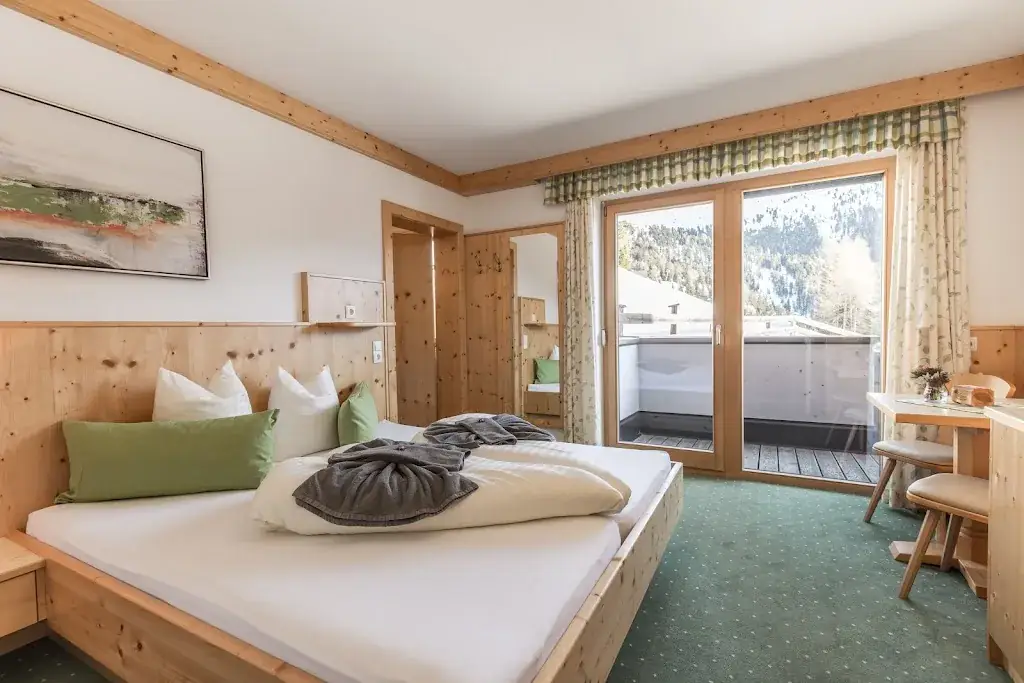 Stalderhütte_Jerzens_slider_image_3