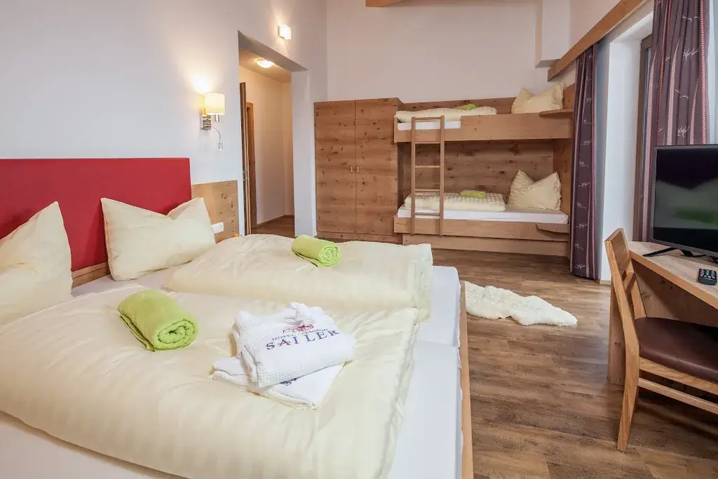 Hochzeiger Haus - Mehr als eine Hütte_Jerzens_slider_image_3