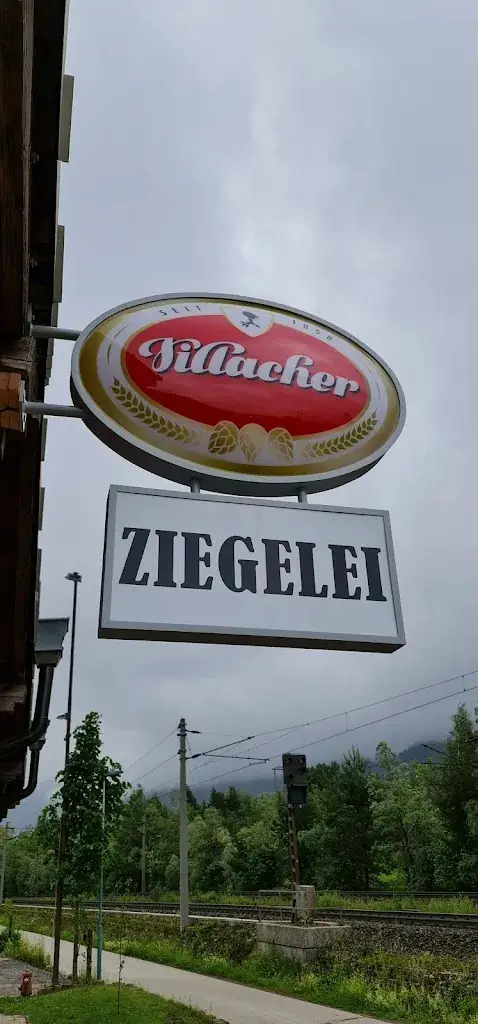 Brian Meakin_Restaurant Pizzeria Ziegelei_Arnoldstein_recensione