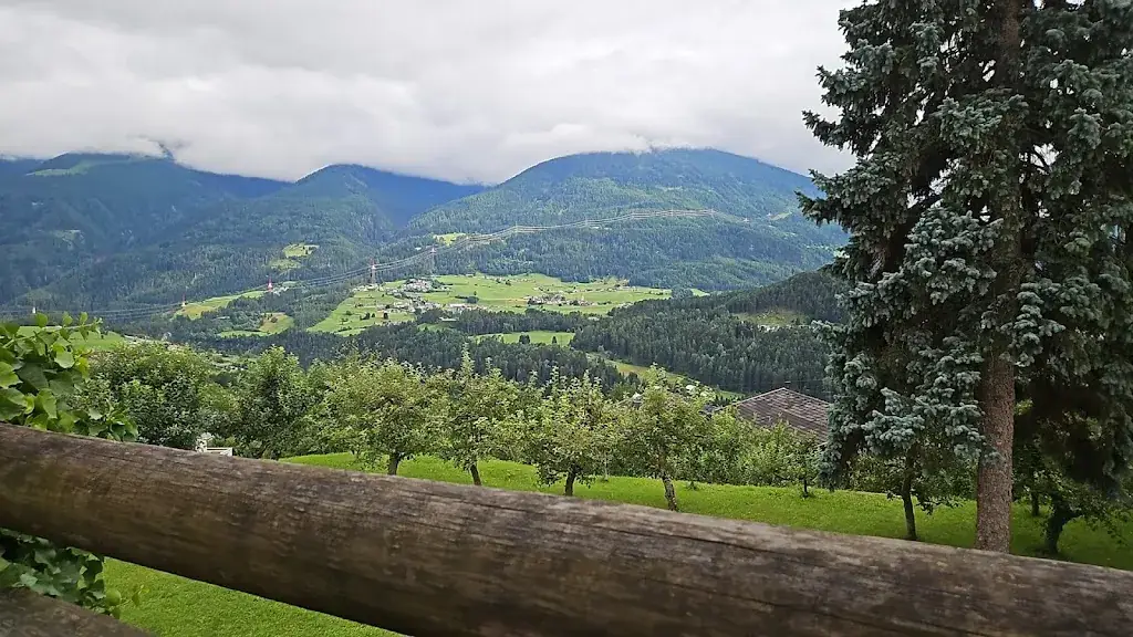 Petr Filka_Gasthof Trenkwalder_Karrösten_avis