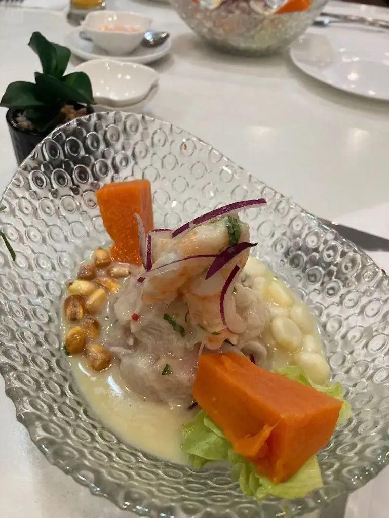 Javier Salgado_Bar Restaurante kausachun_Kauns_recensione