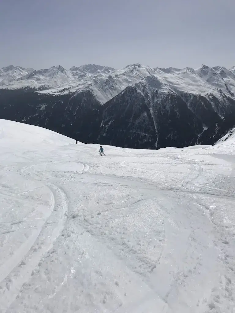 Gilbert DiSanto_Sunny Mountain Restaurant_Kappl_review