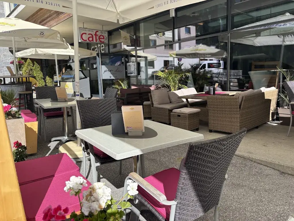 Cafe Bistro Per Du_Kappl_slider_image_1