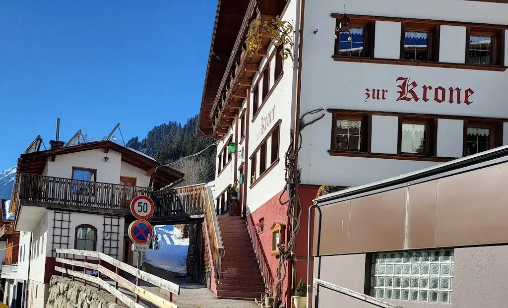 Gasthaus Krone - Zimmer mit vegetarischem Frühstück_Kappl_slider_image_2