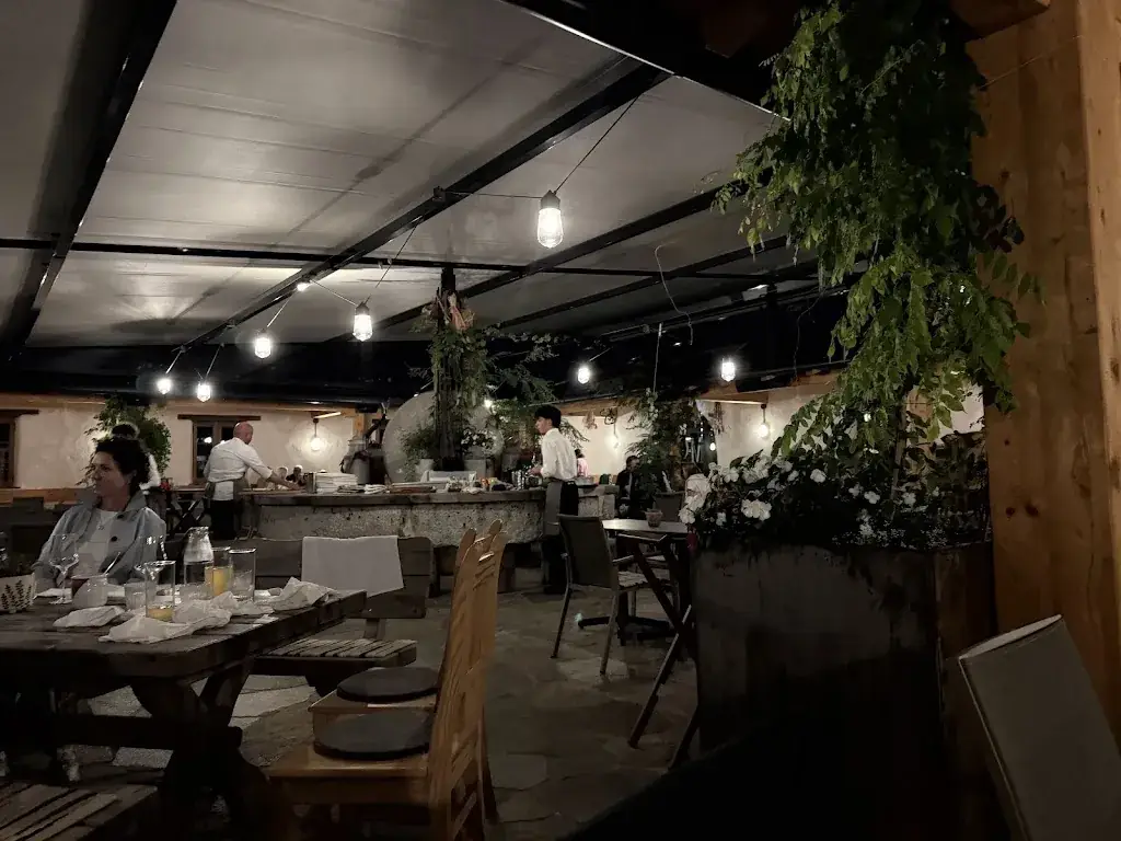 Barak Shalom_Mocking - Das Wirtshaus_Kitzbühel_recensione