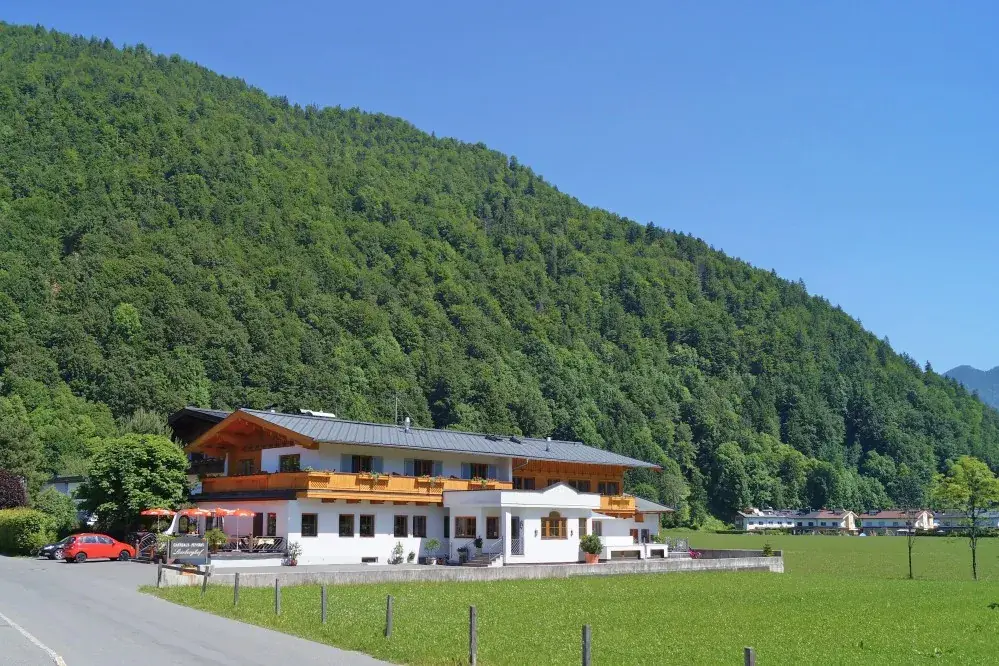 Gasthof - Pension Leerberghof ristorante a Kirchdorf in Tirol