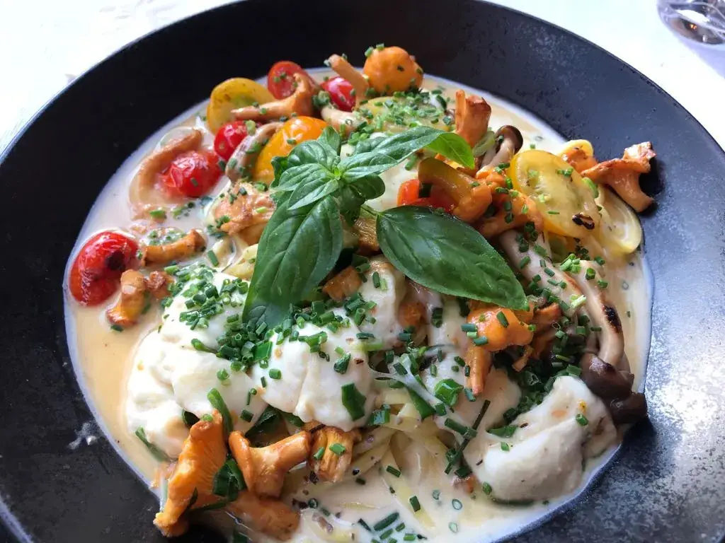 Herbert Stanonik_Dorfstadl Bar Kirchdorf_Kirchdorf in Tirol_recensione