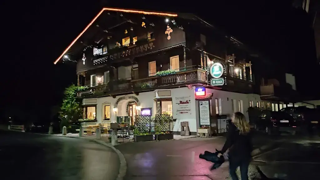 Dorfstadl Bar Kirchdorf_Kirchdorf in Tirol_slider_image_3