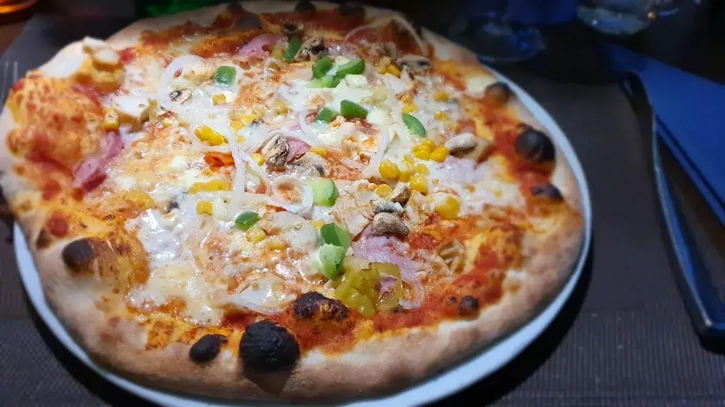 Menu_Pizzeria La Locanda ladis_Ladis_image_8