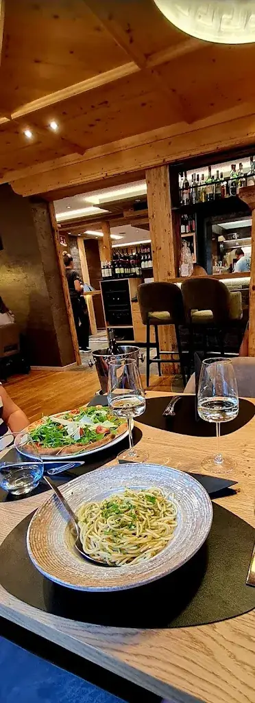 Pizzeria La Locanda ladis_Ladis_slider_image_3