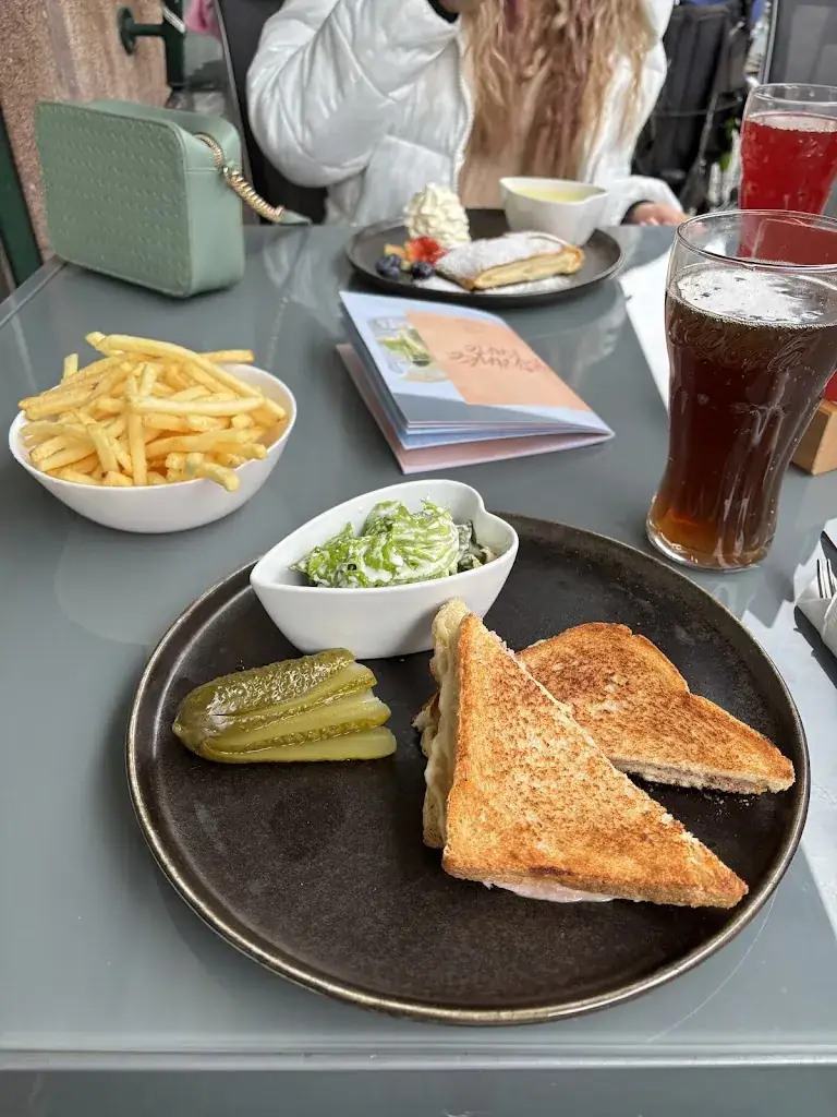 John Bz_Das Landegger_Landeck_recensione