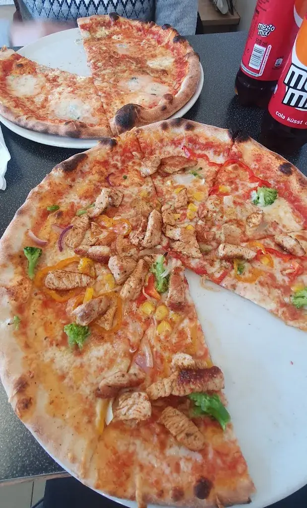 Katarína Ondková_DENNYS Restaurant & Pizzeria_Landeck_review