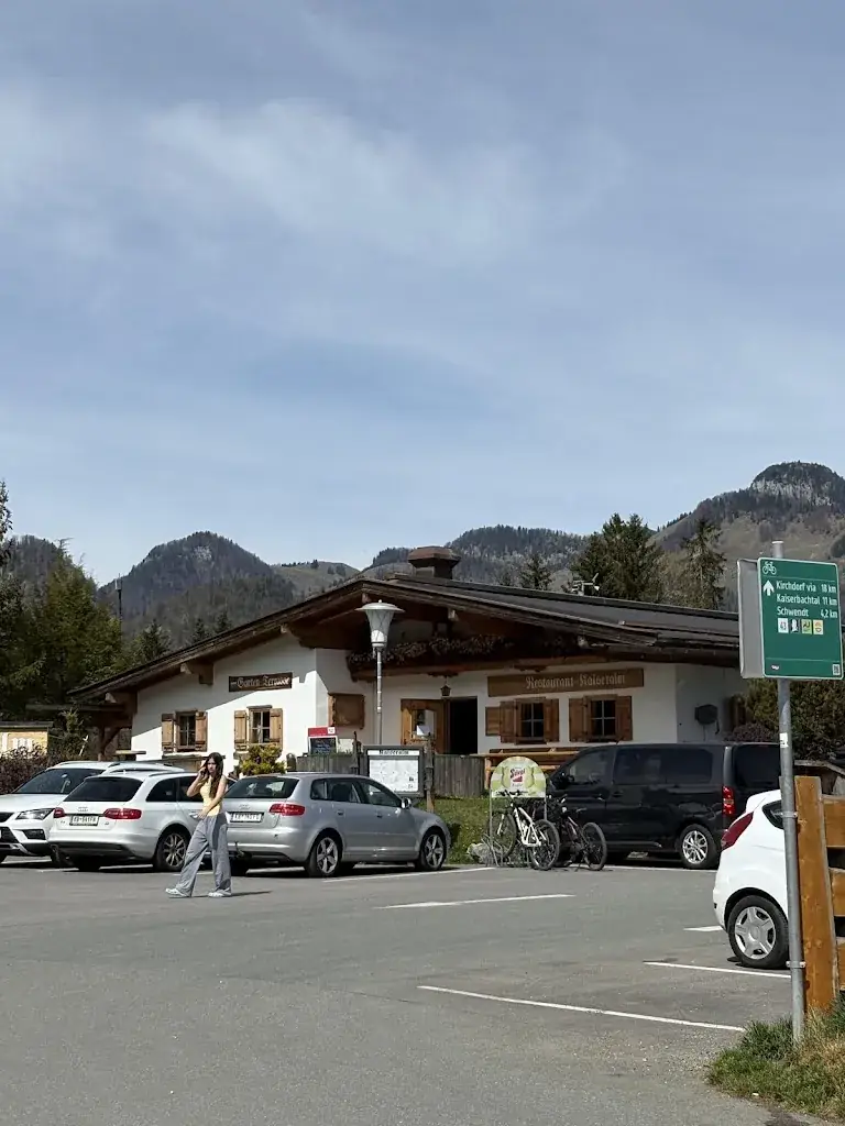 Berny Stocker_Kaiseralm Pizzastadl_Kössen_review