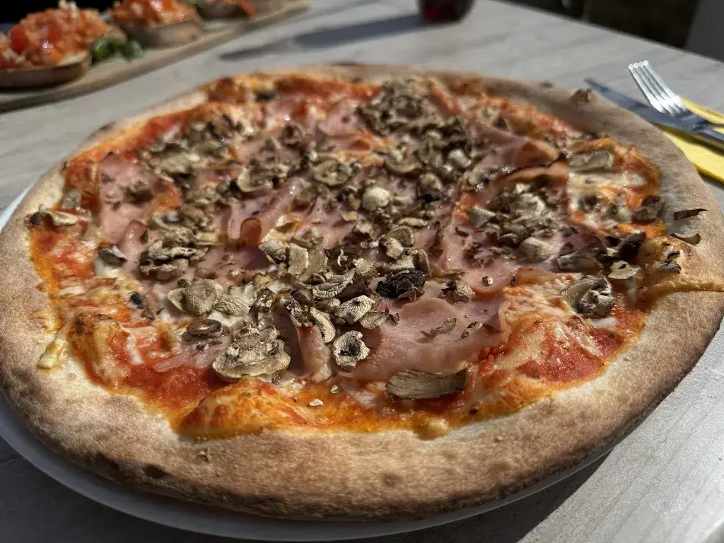 Crudo e Cotto_Kössen_slider_image_3