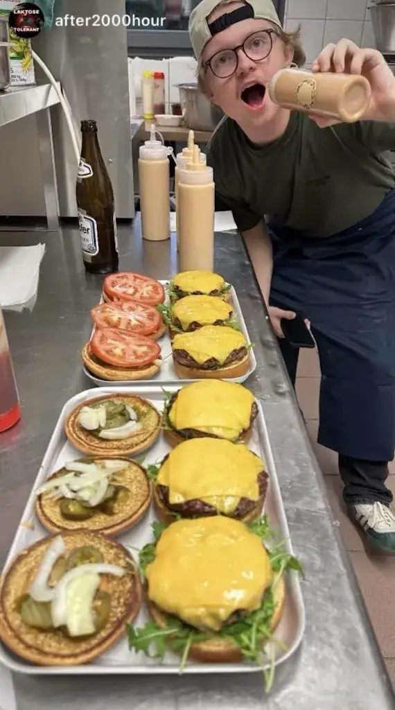 Henri's Burger & Beer_Kössen_slider_image_2