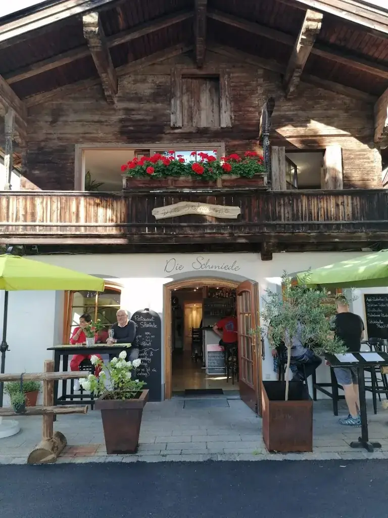 Die Schmiede Café Knödlerei restaurant à Kössen