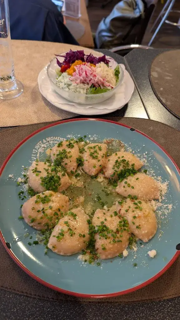 Adam Varga_Rose Lienz Hoagascht_Leisach_review